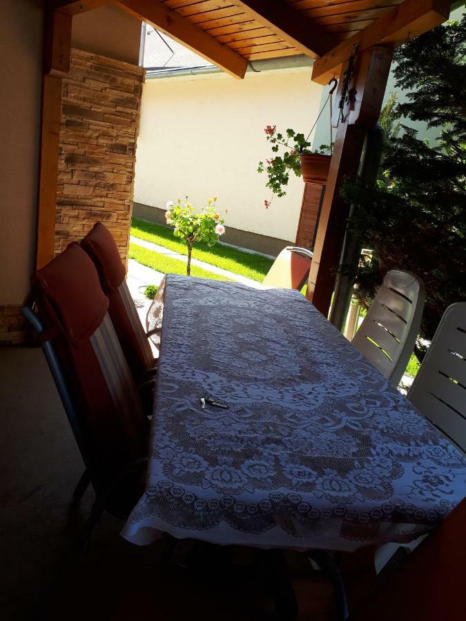 Anna Bathory Apartmanhaz Hajduszoboszlo Exterior photo